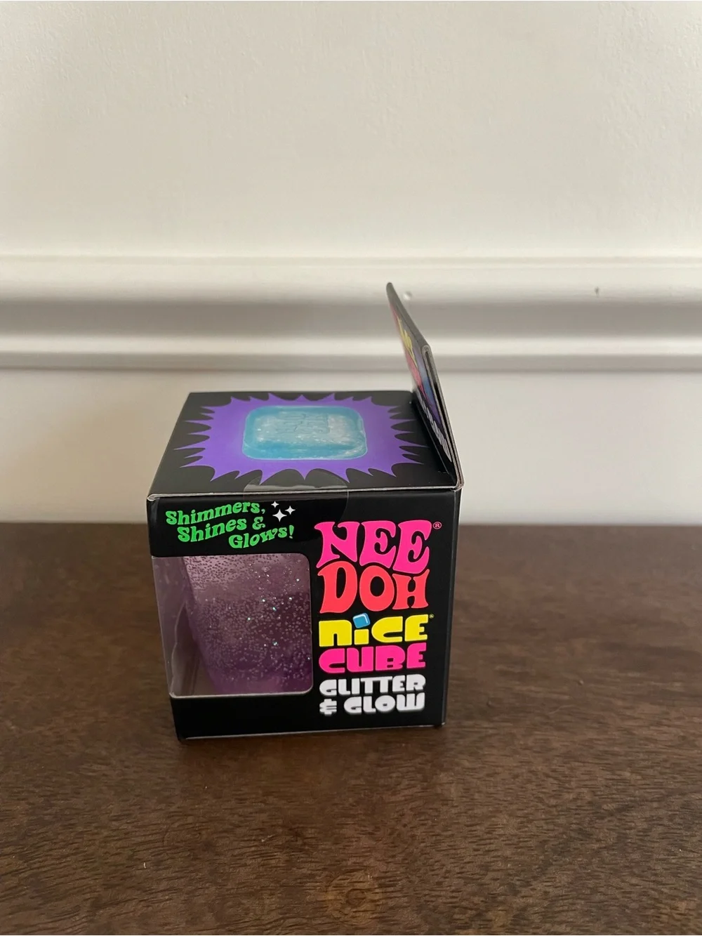 NeeDoh Nice Cube Glitter & Glow - Purple Squish Toy